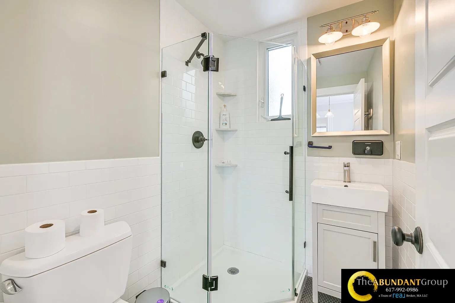 44 Cottage St, Watertown