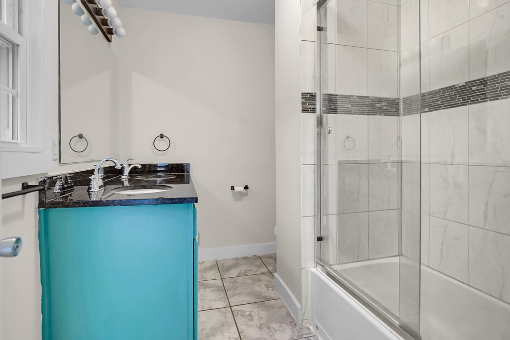 66 Pacific St, Fitchburg