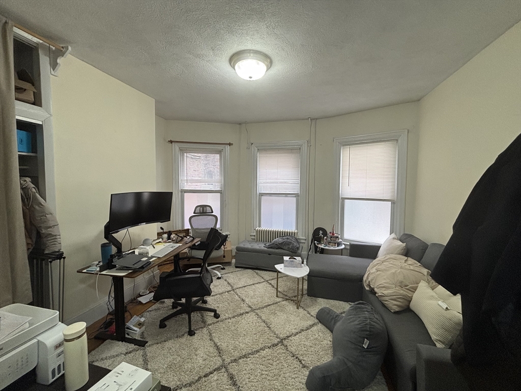 35A Harvard Ave, Brookline Village