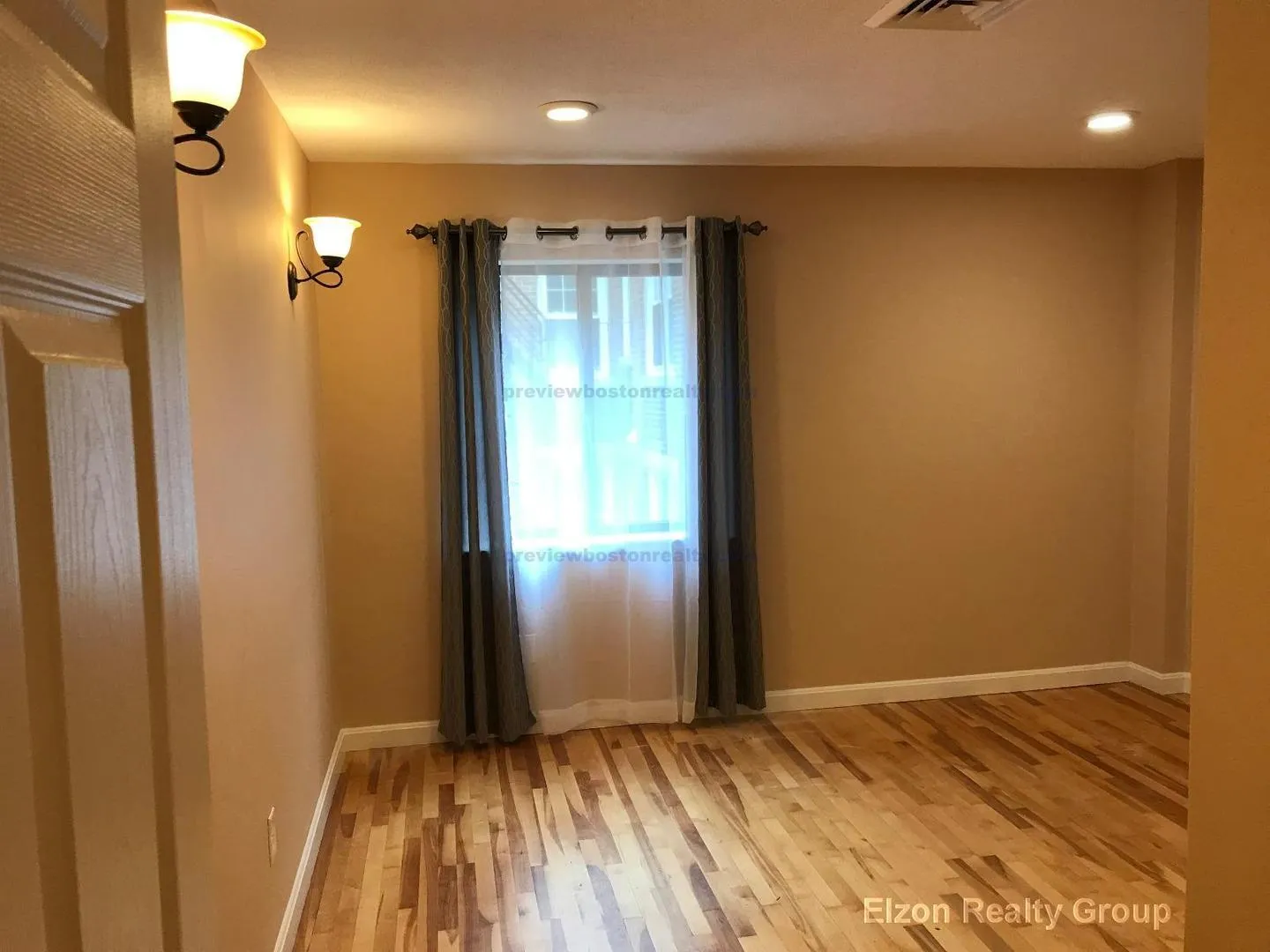 276 Chestnut Hill Ave, Brighton