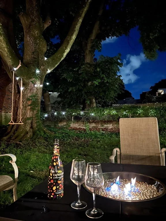 10 Hunnewell Ave, Brighton