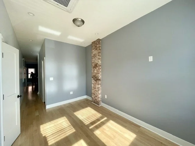 301 North St, North End