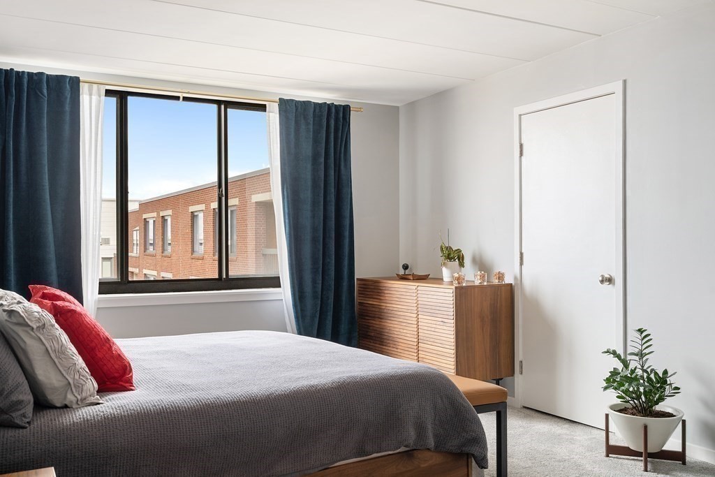 85 Brainerd Rd, Allston