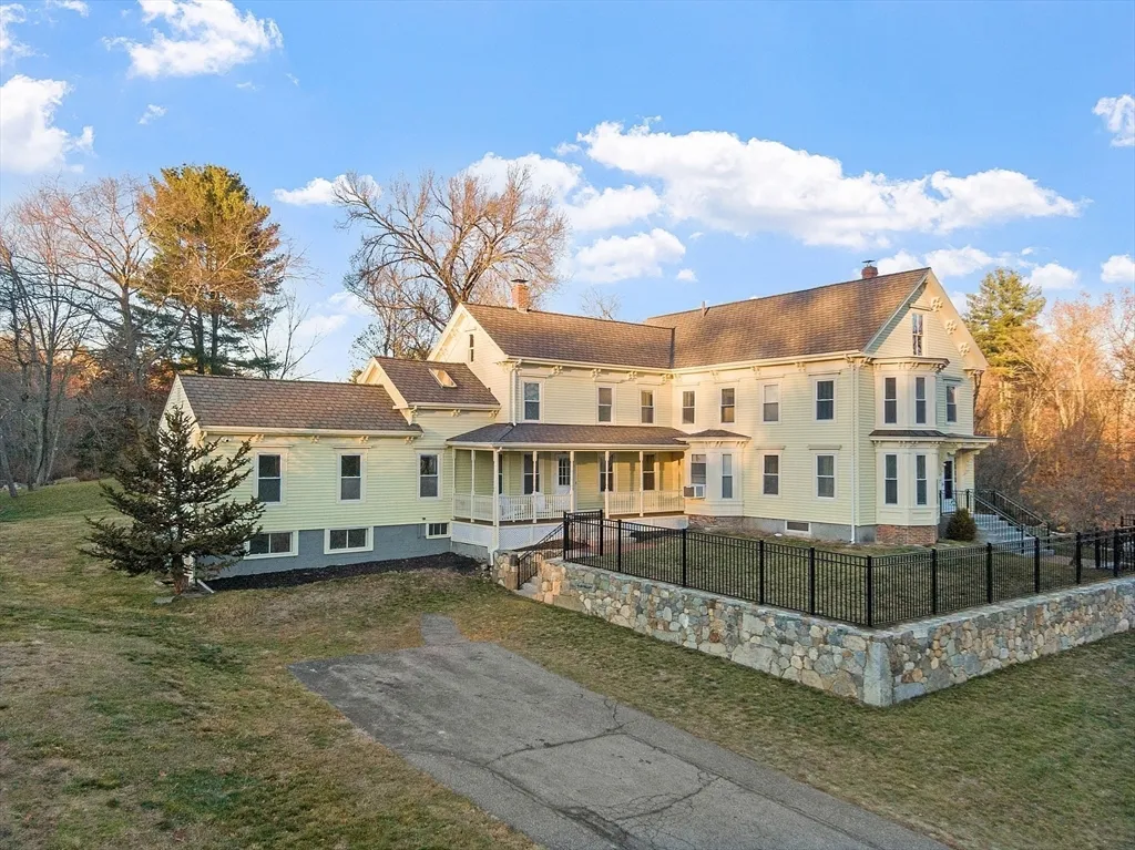 20 Old Lowell Rd, Westford