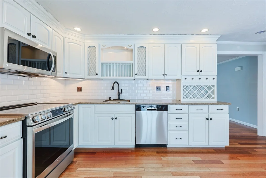 835 Mount Hope St, North Attleboro