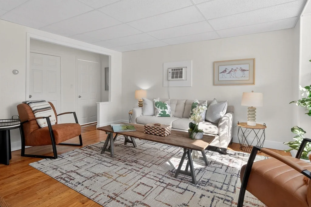 41 Prescott St, Everett