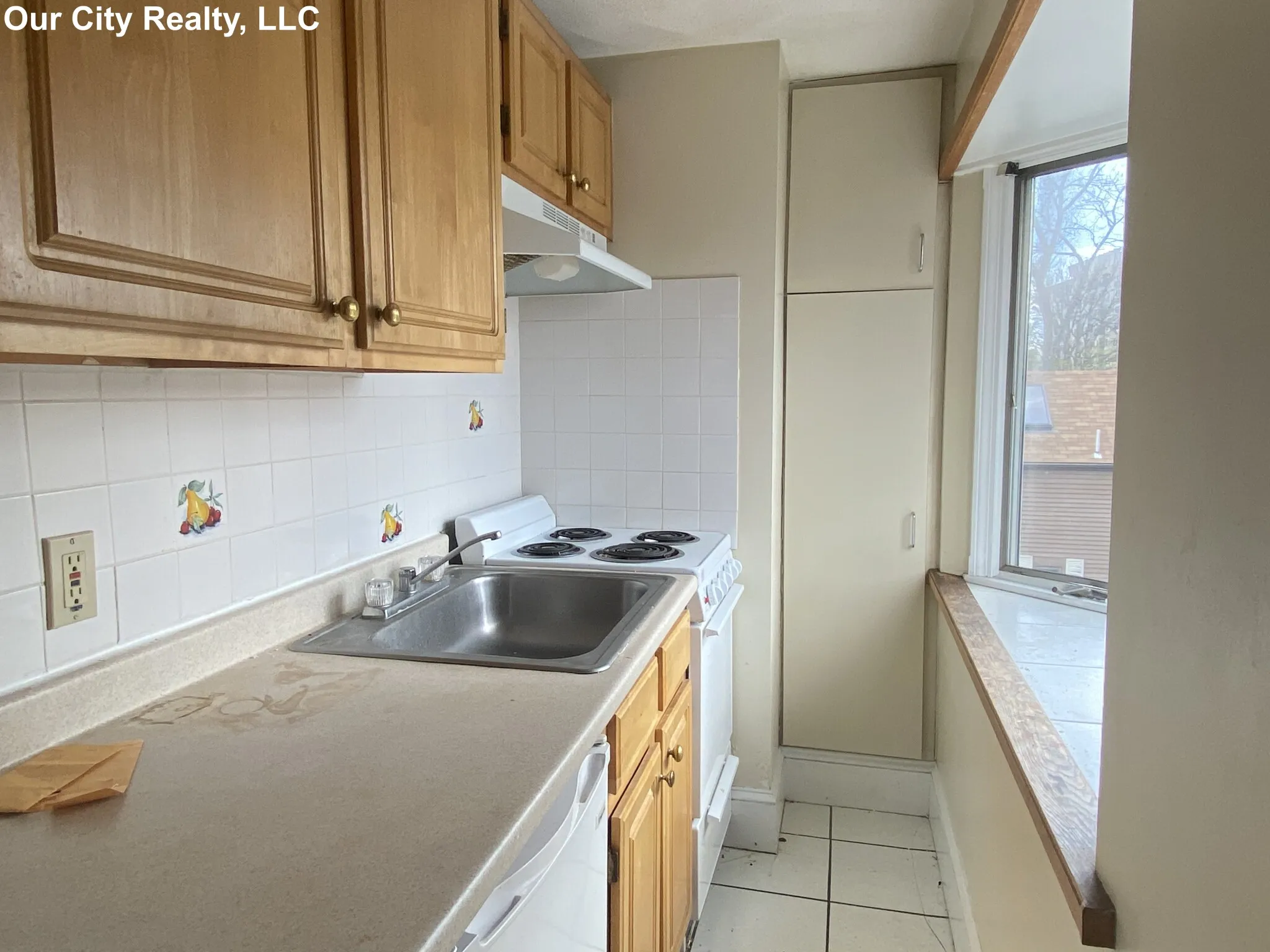 12 Auburn St, Cambridgeport