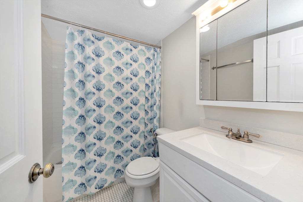 1580 Massachusettsave, Harvard Square