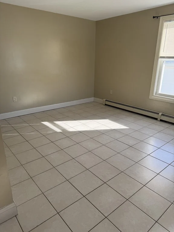 52 Floral St, Taunton