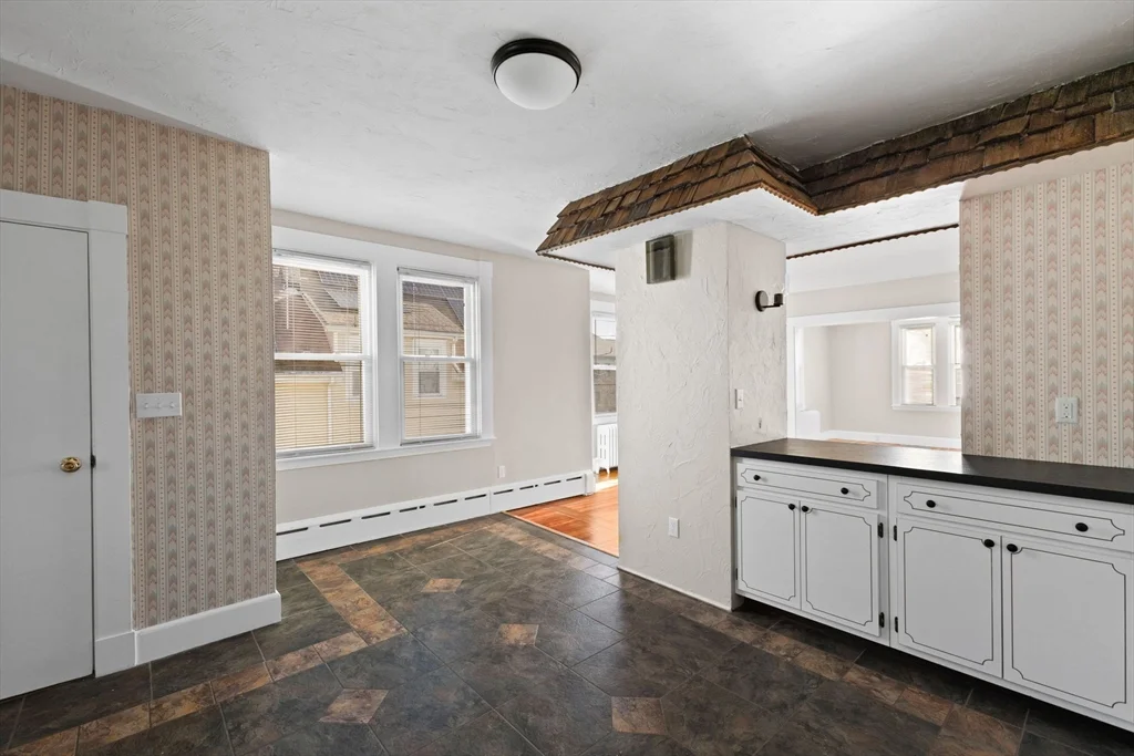 12 North St, Fairhaven