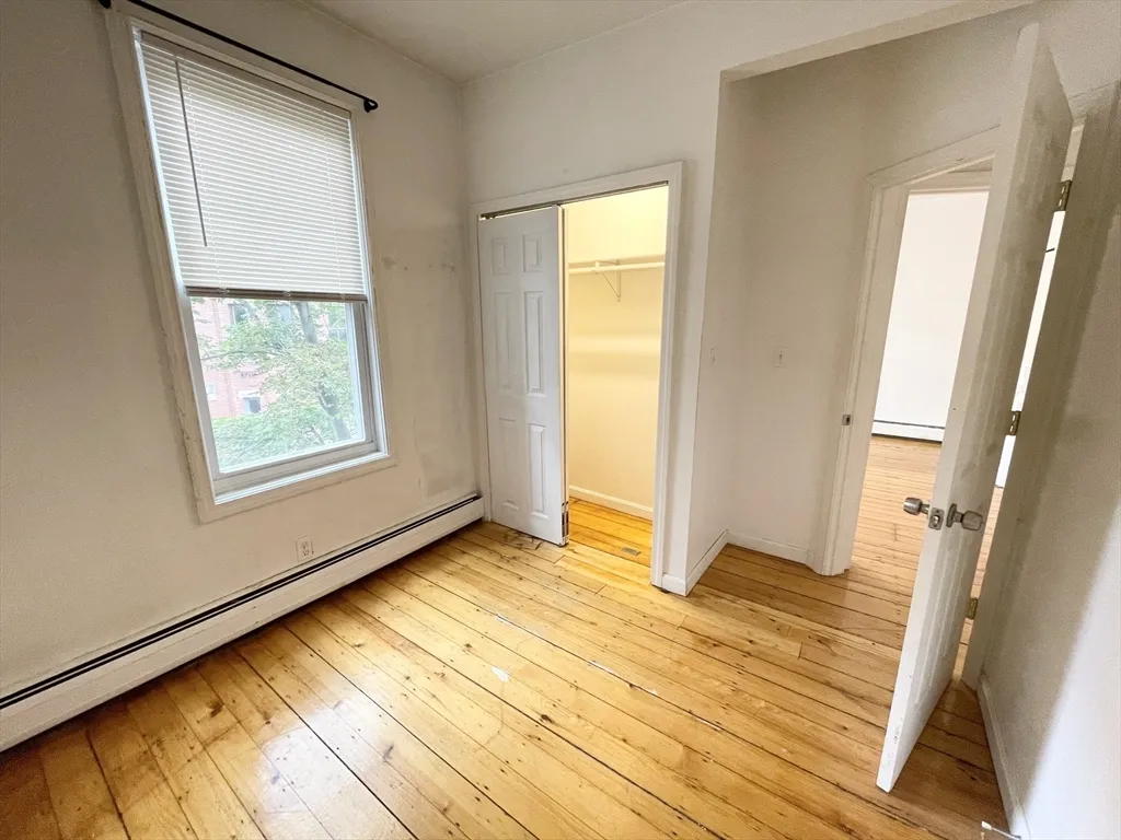 52 Delle Ave, Mission Hill