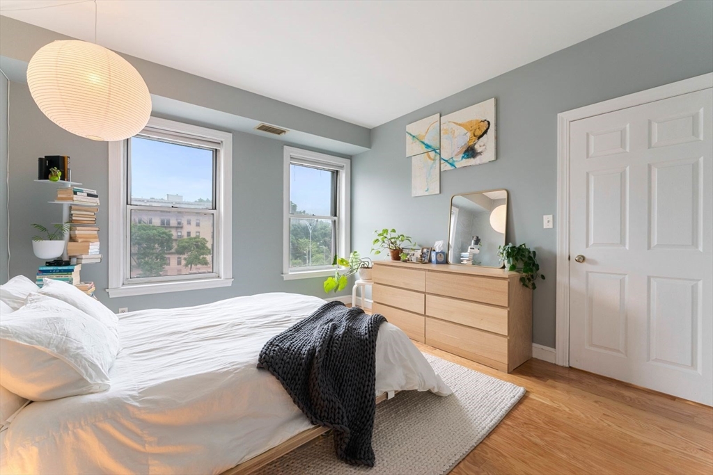 416 Commonwealth Ave, Back Bay