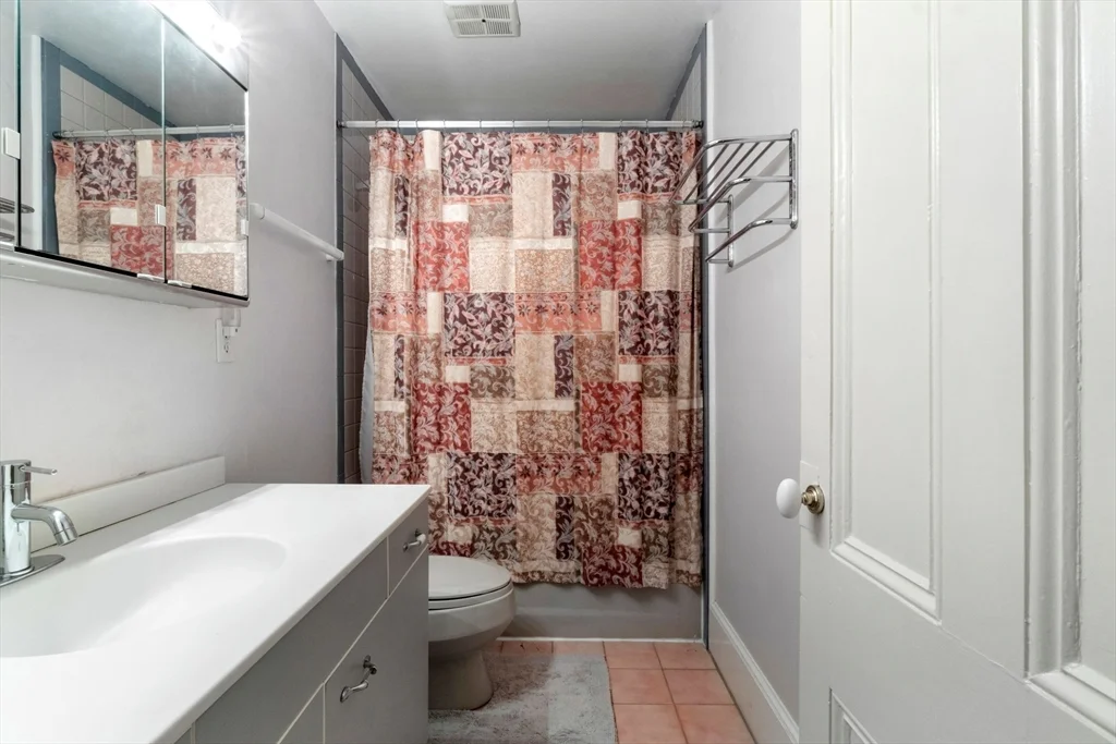 319 Marlborough St, Back Bay