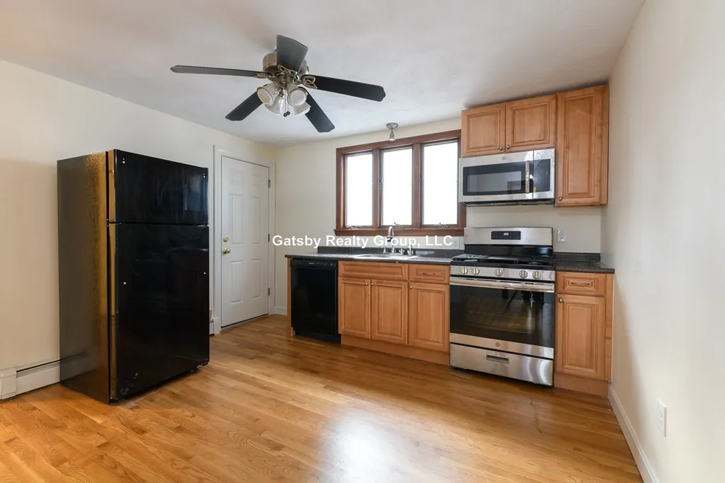 305 Hurley St, East Cambridge