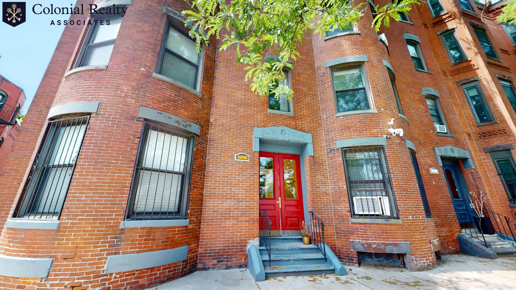 86 Hammond St, Roxbury