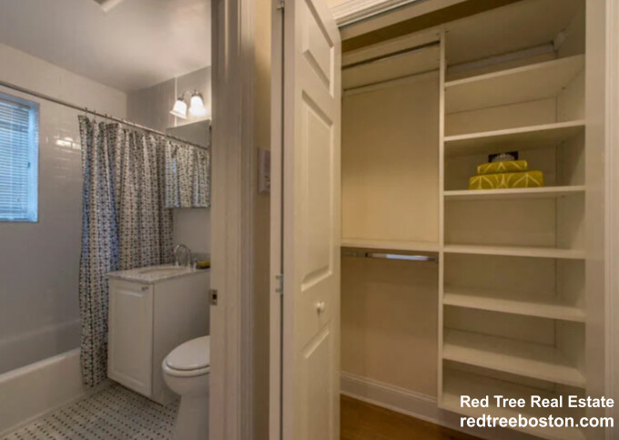 70 Saint Paul St, Coolidge Corner