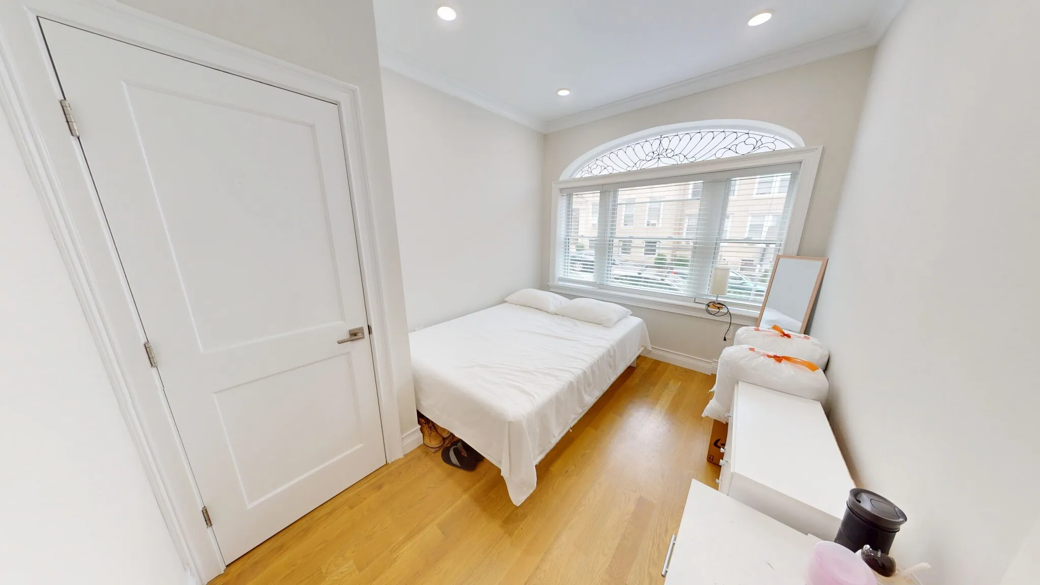 14 Mount Hood Rd, Brighton