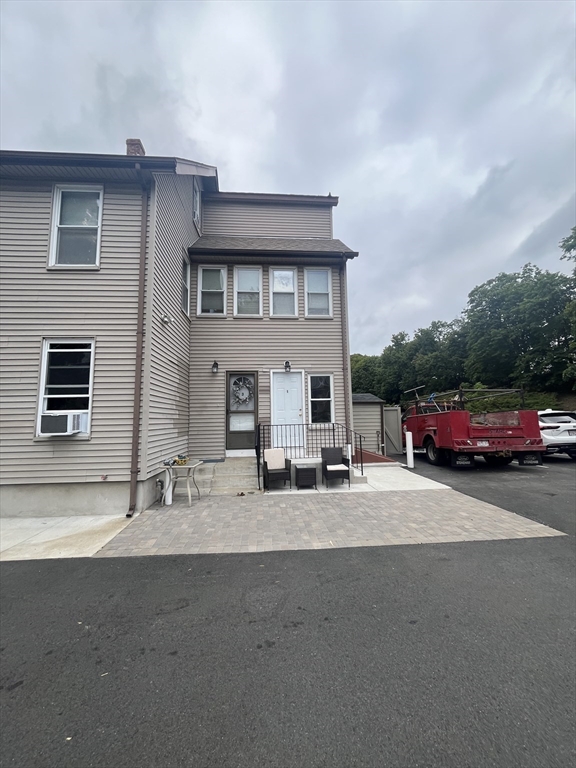 57 Wright St, Stoneham