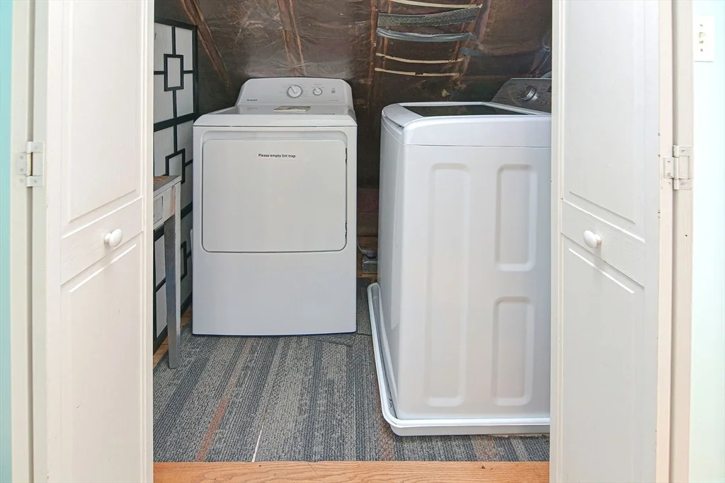 93 Granite St, Rockport