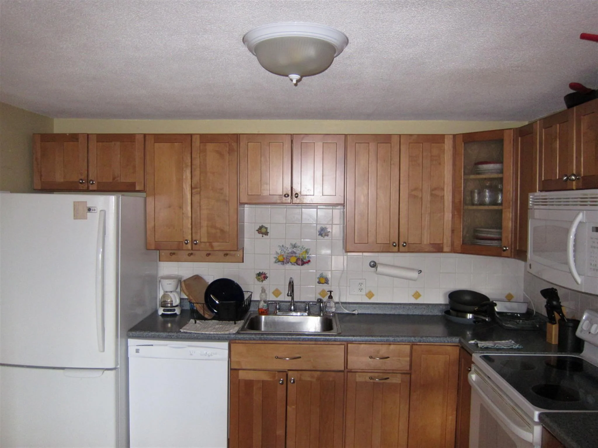 94 Beacon St, Ward Two