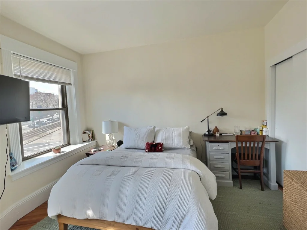 1390 Beacon, Coolidge Corner