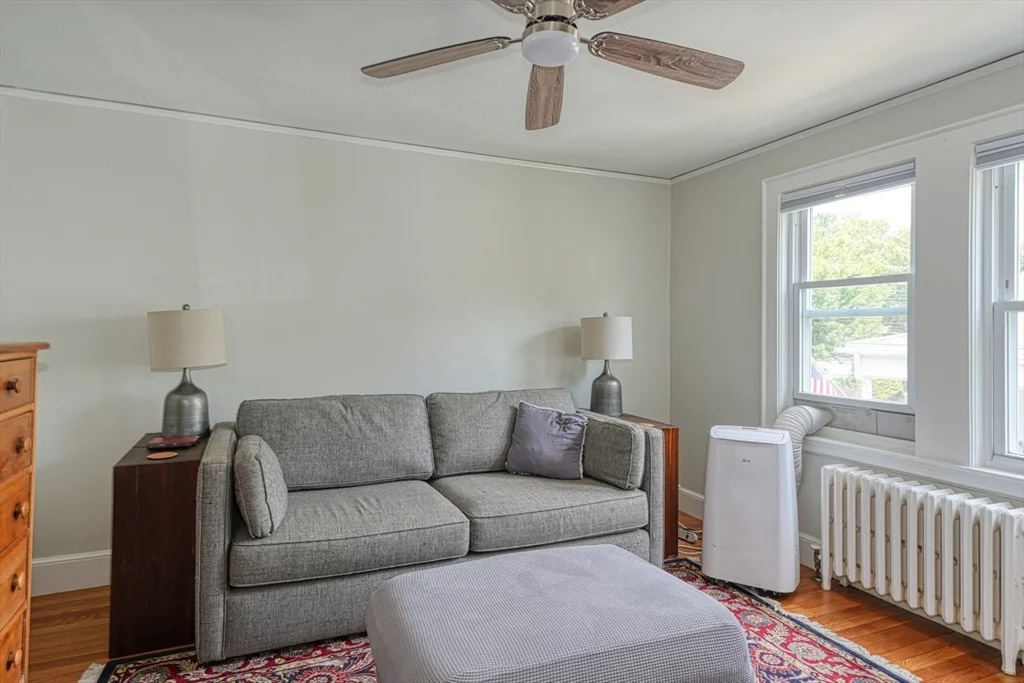 620 Main St, Watertown