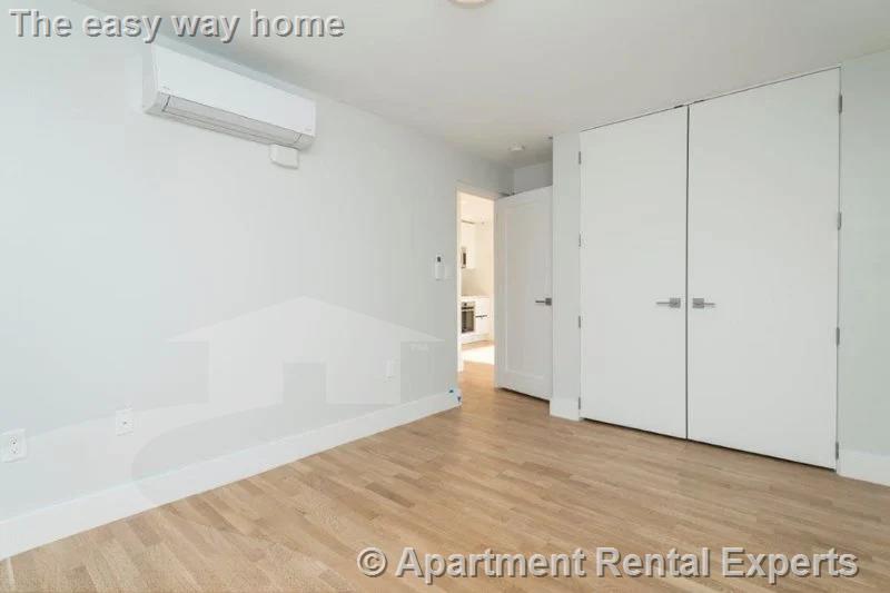 334 Harvard St, Harvard Square