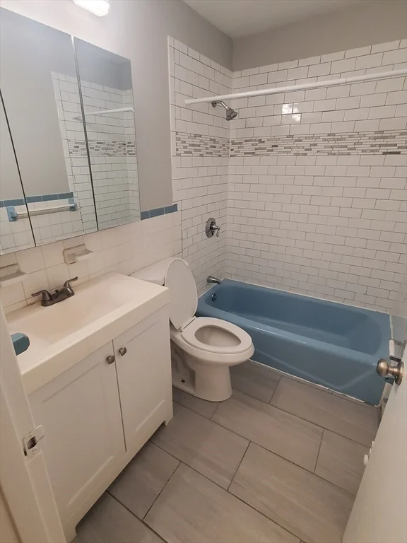 24 Colgate Rd, Roslindale
