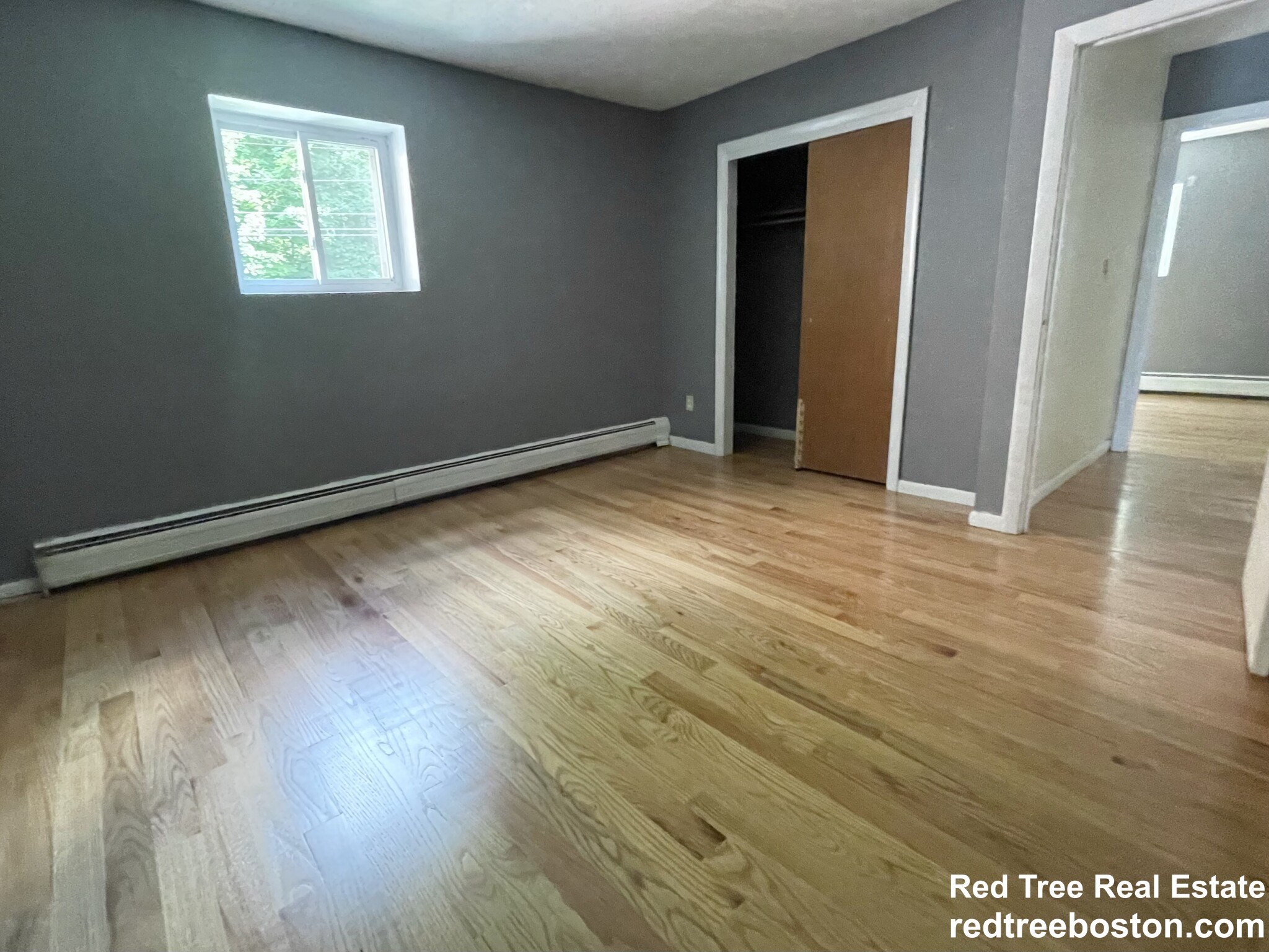 35 Westgate Rd, Chestnut Hill