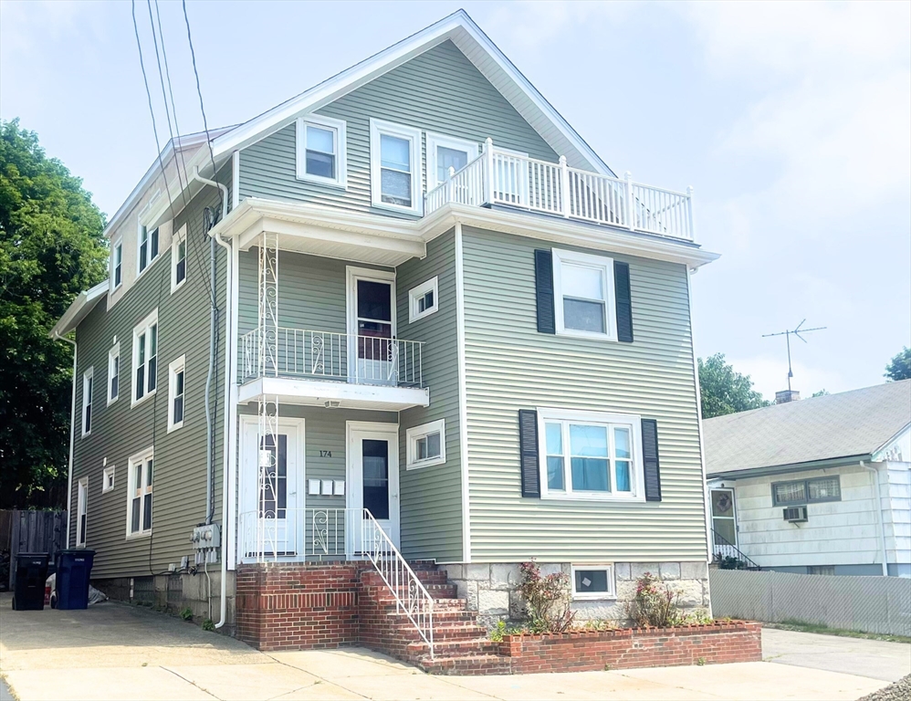 174 Ocean Ave West, Salem