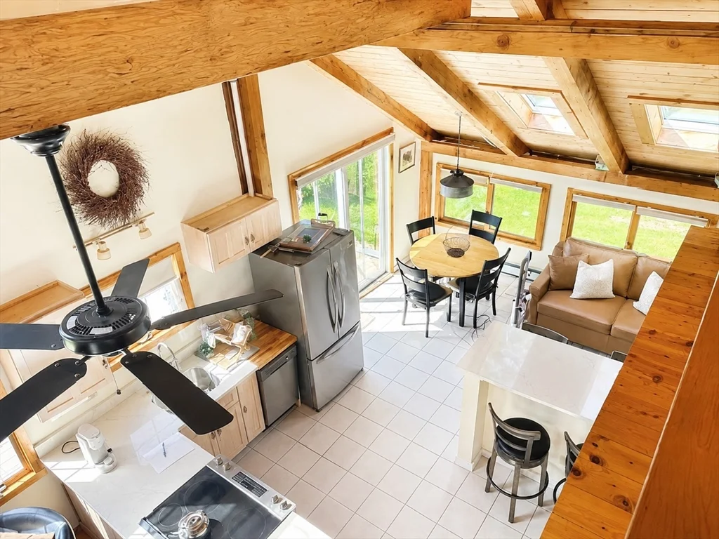 40 Provincetown View, Manomet