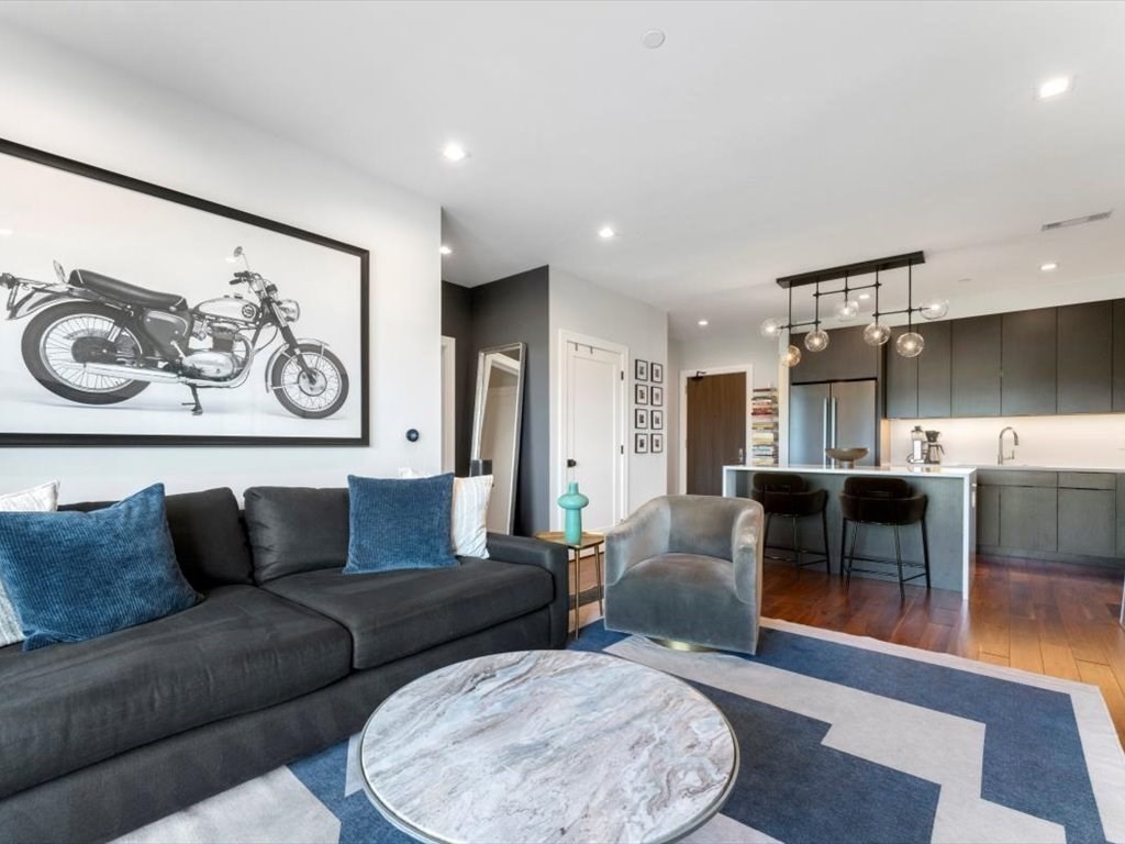 99 Sumner St, East Boston