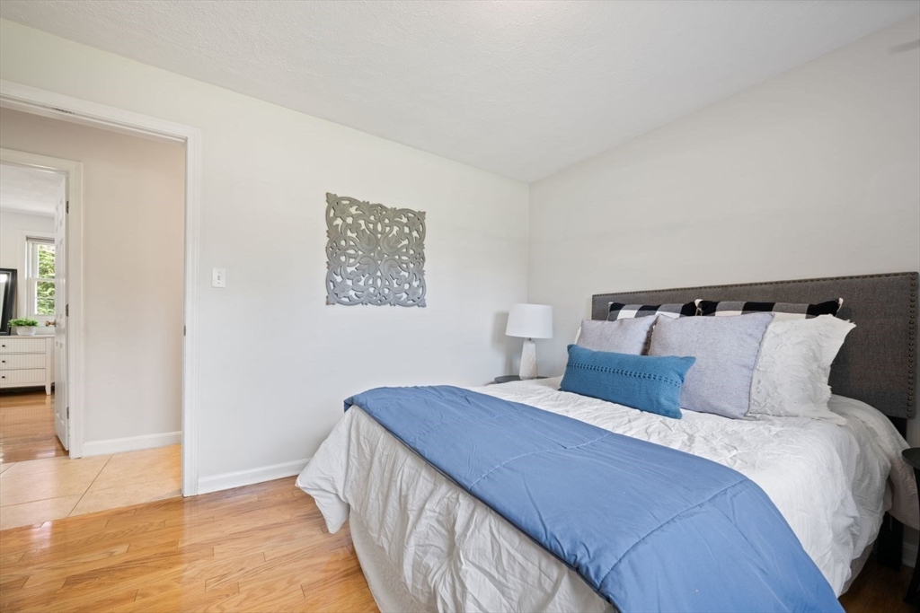 112 Argilla Rd, Andover