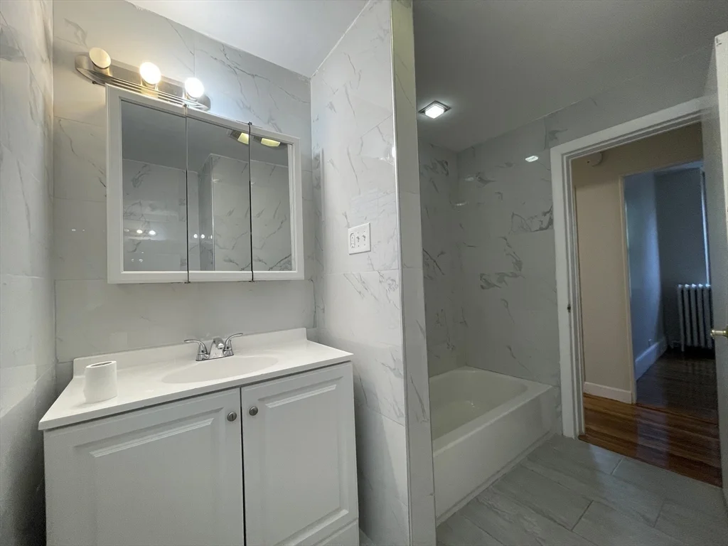 338 K St, South Boston