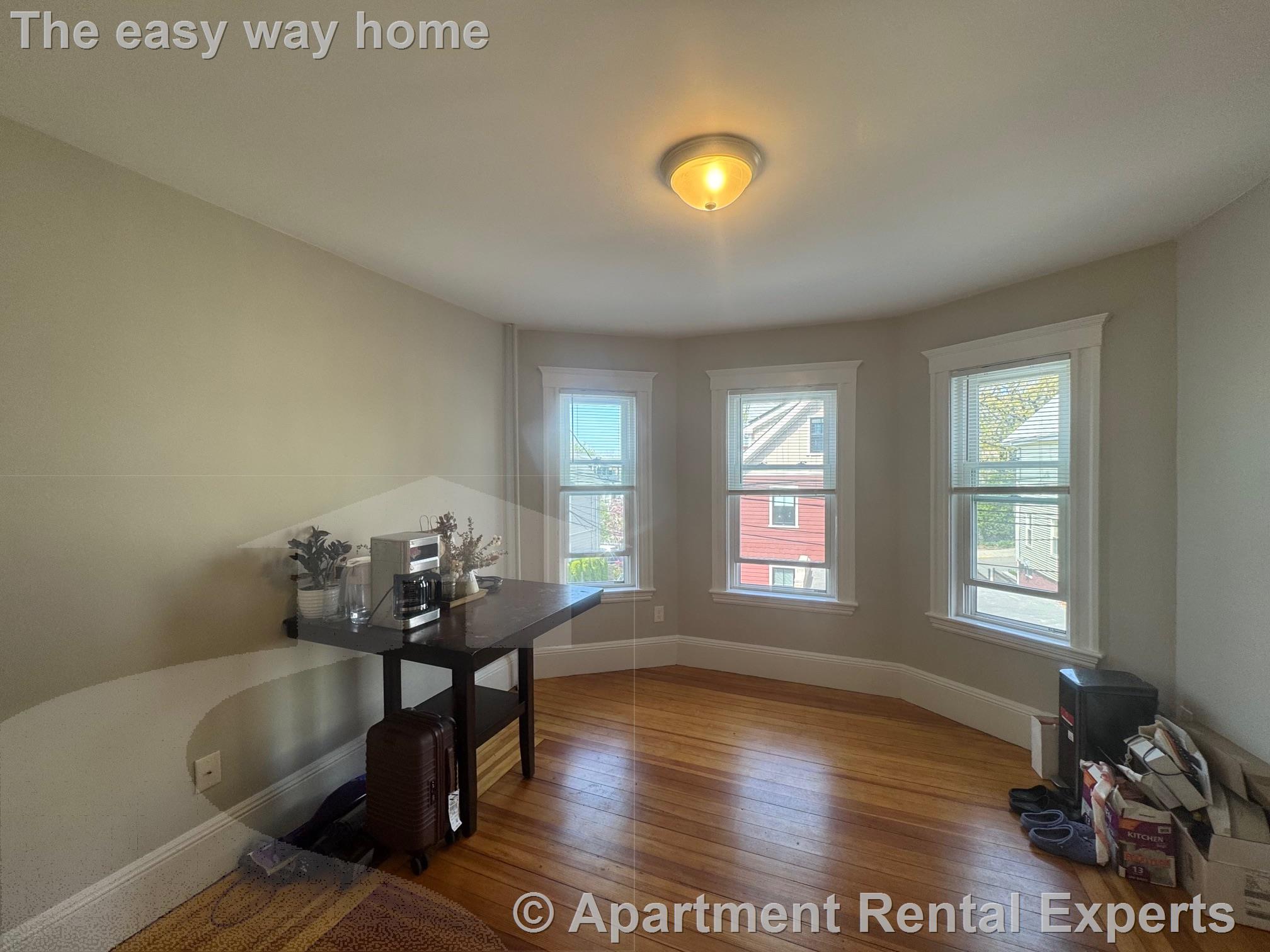 11 Belmont Sq, Porter Square