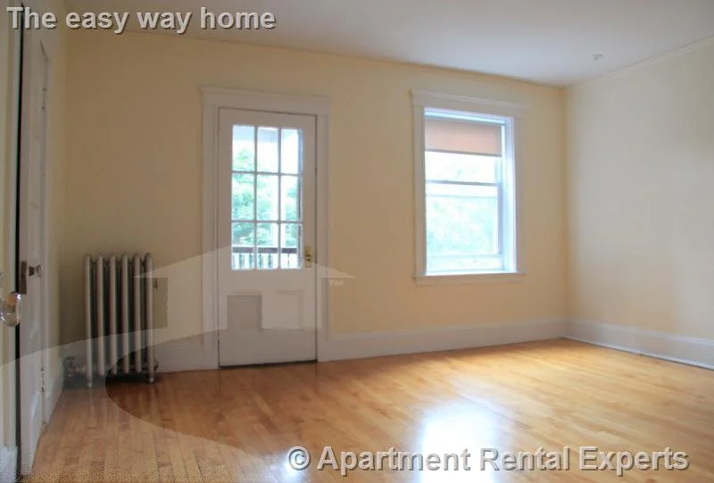 14 Centre St, Central Square