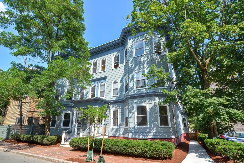 28 Inman St, Central Square