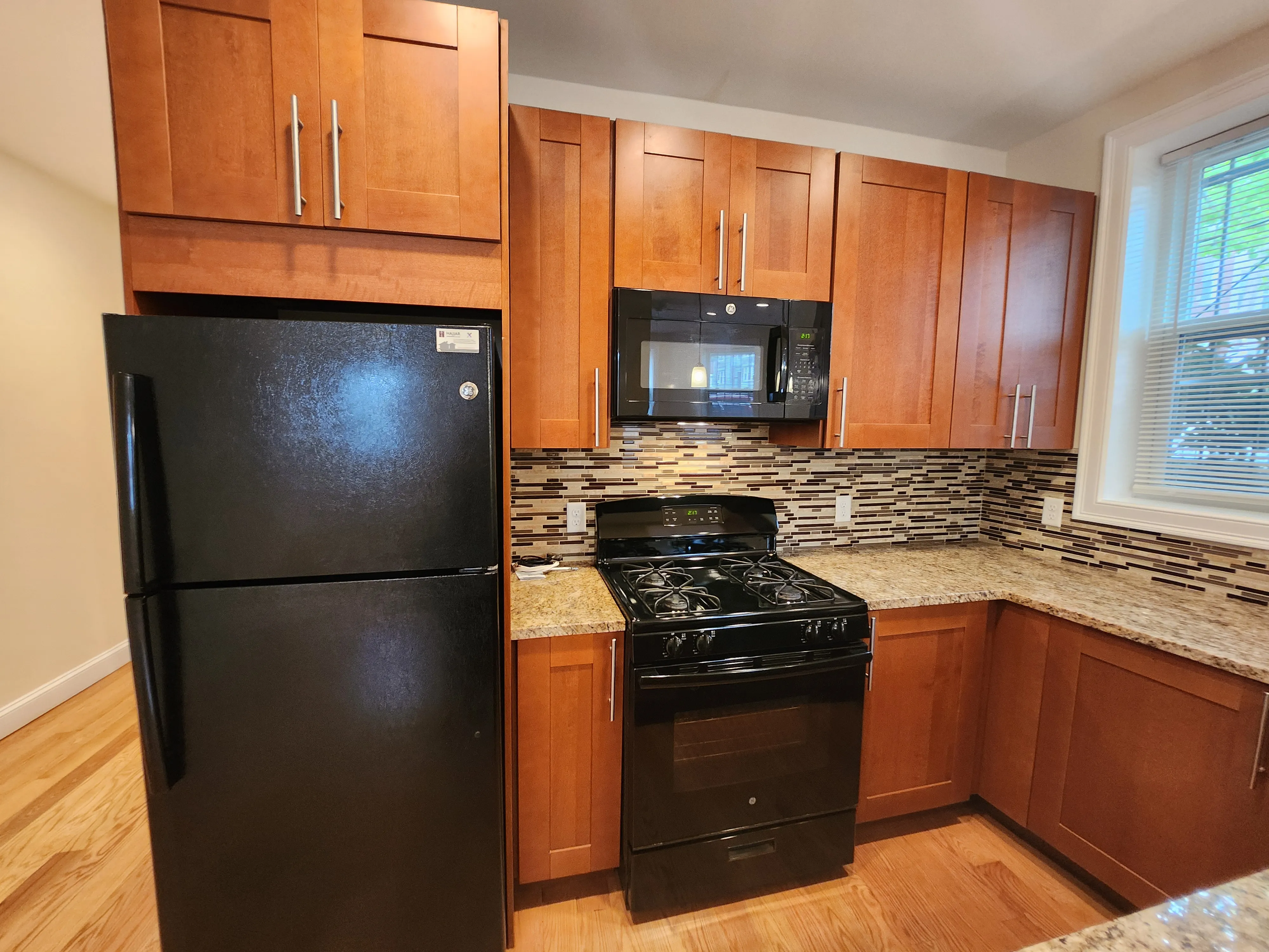 94 Brainerd Rd, Allston