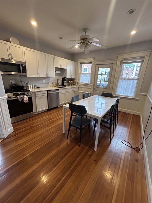 609 Centre St, Jamaica Plain