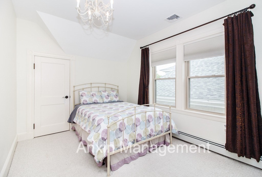 33 Mapleton St, Brighton