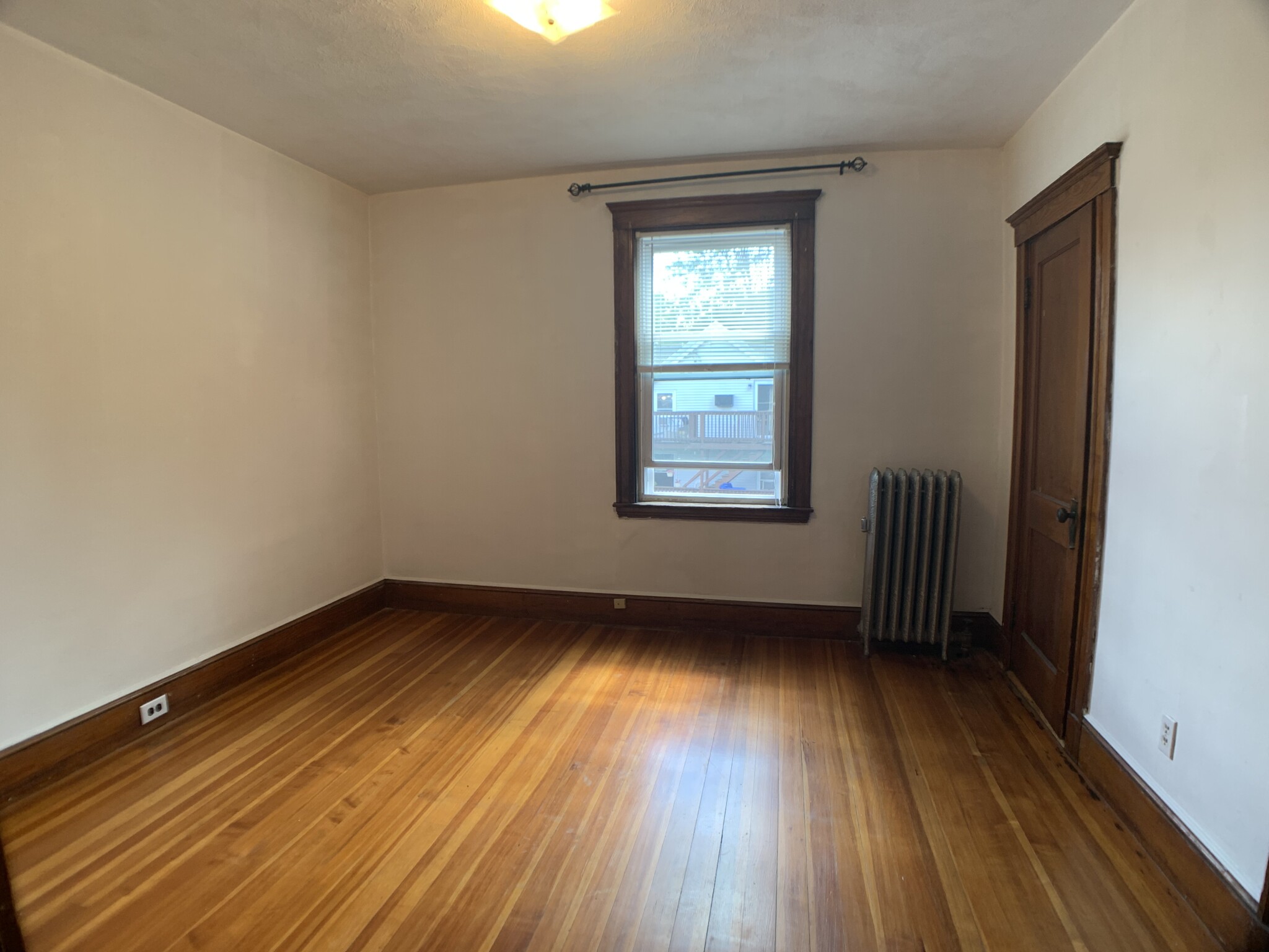 16 Montgomery St, North Cambridge