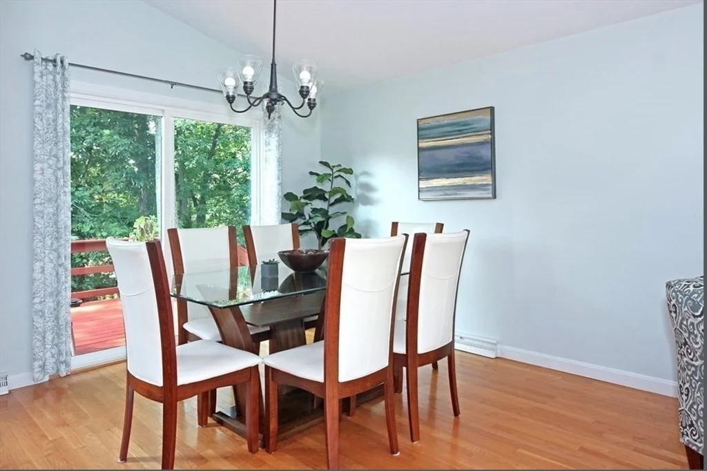 88 Saint Mary St, Needham