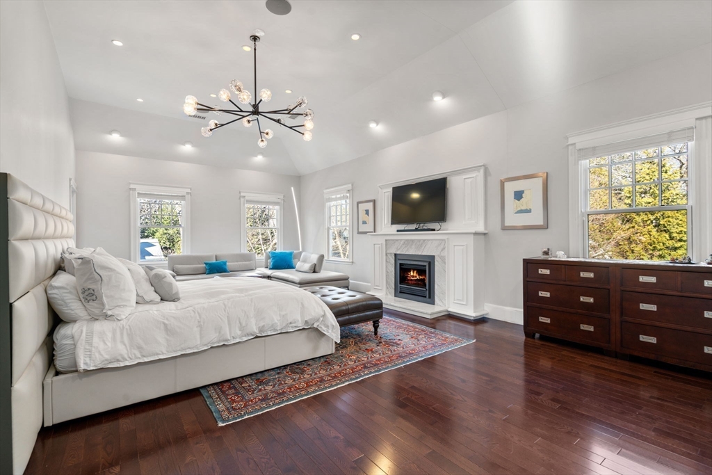 1 Edmunds Rd, Wellesley Hills