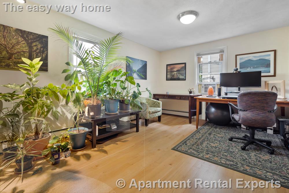 55 Waterhouse St, Teele Square