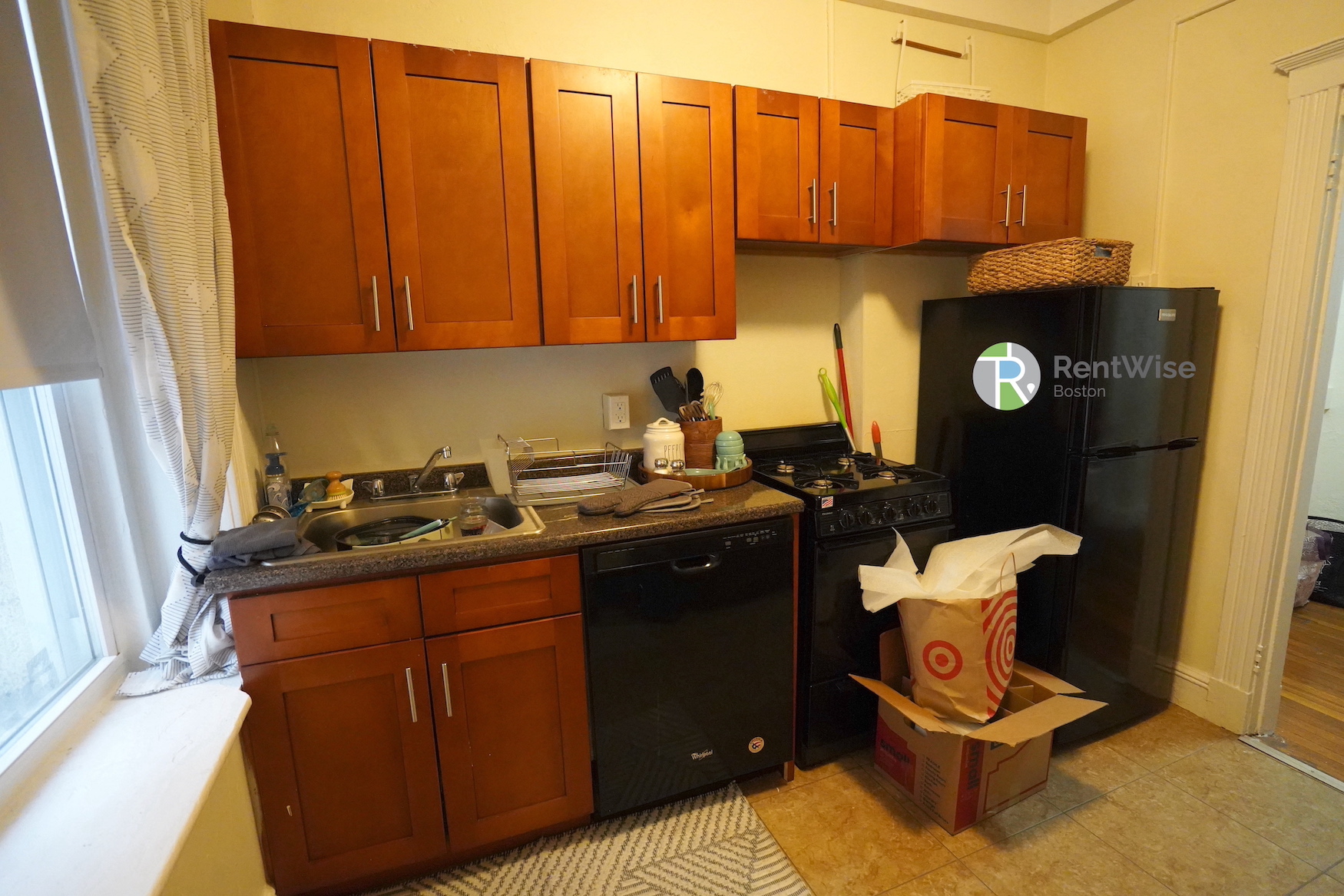 1810 Commonwealth Ave, Brighton