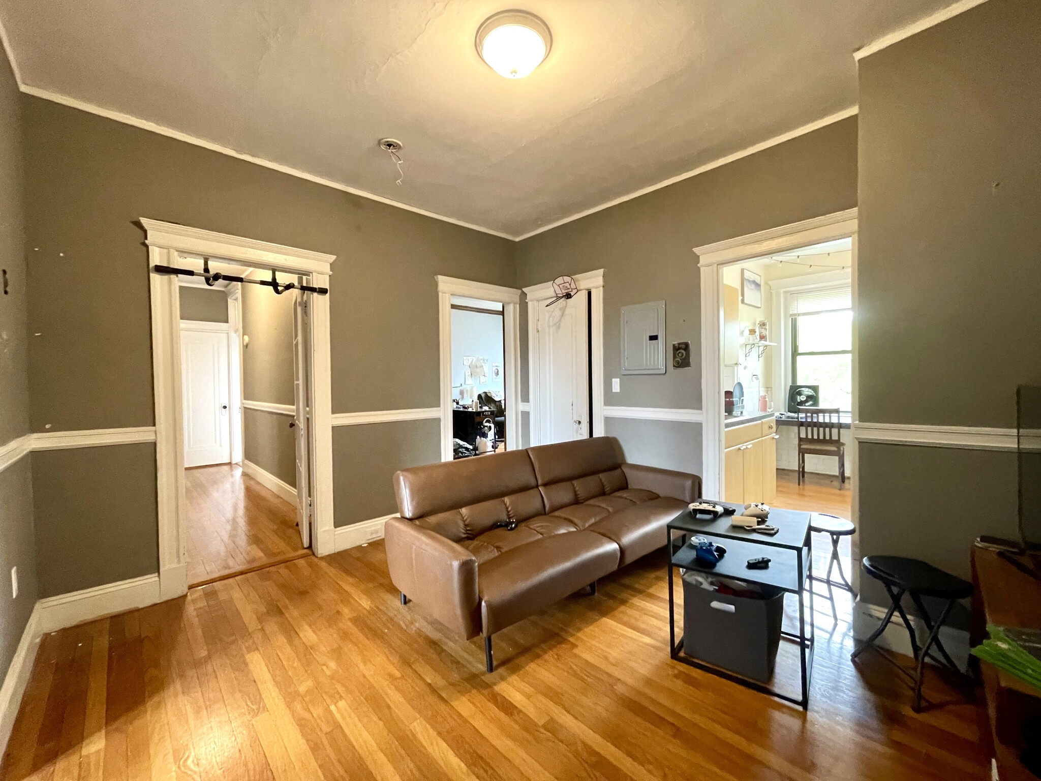 12 Greenway Ct, Coolidge Corner