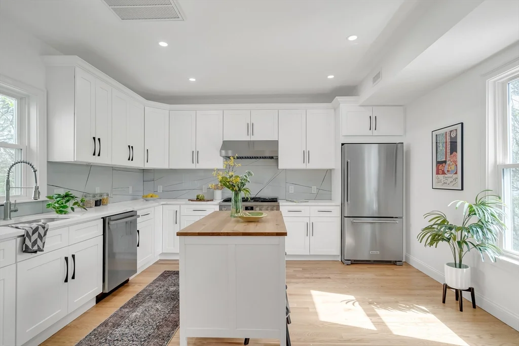 54 Park St, Ward Two