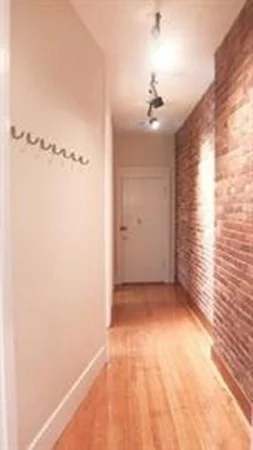 295 Commonwealth Ave, Back Bay