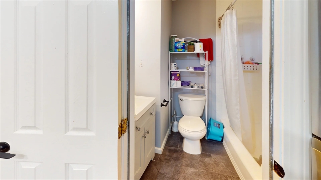 45 Morris St, East Boston