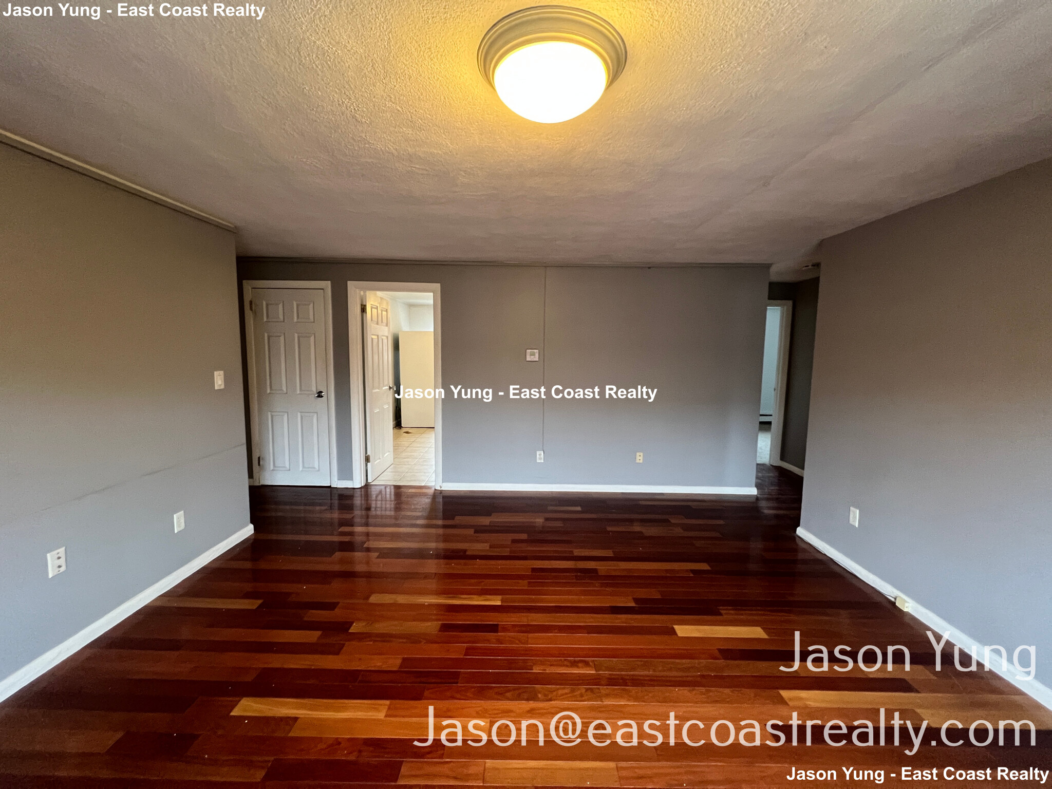 32 Bryon Rd, Chestnut Hill